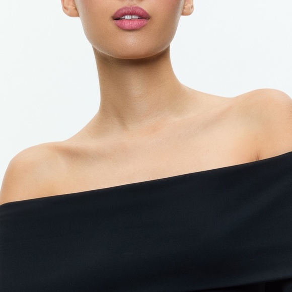 NWT Alice + Olivia Elia Off The Shoulder Foldover Bodysuit Blouse Top Size L - Picture 5 of 15